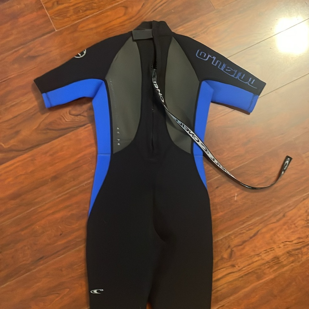O’Neill Reactor kids wetsuit.2 mm - worn once - Picture 5 of 6